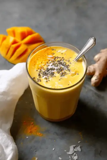 Mango Turmeric Ginger Smoothie